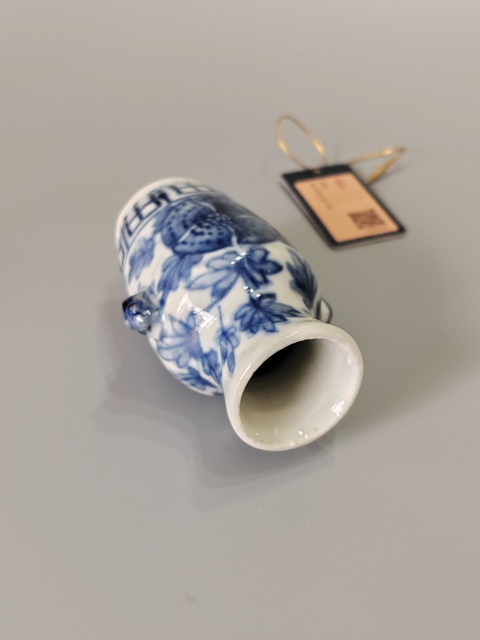 古玩陶瓷清·雙獸耳青花瓶·全品拍賣，當前價格1888元