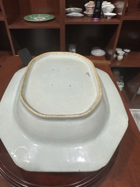 古玩陶瓷樓臺亭閣山水紋青花盤拍賣,當前價格2680元