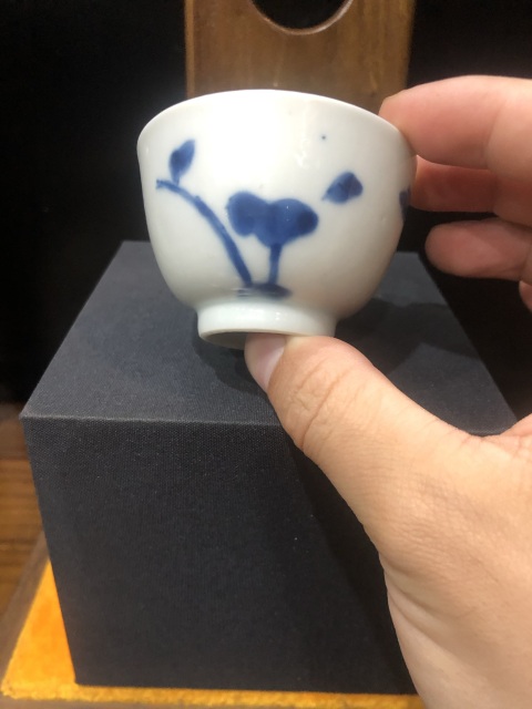 古玩陶瓷(精品主人杯)清-康熙-梅花型-漏彩青花主人杯拍賣,當前價格396元