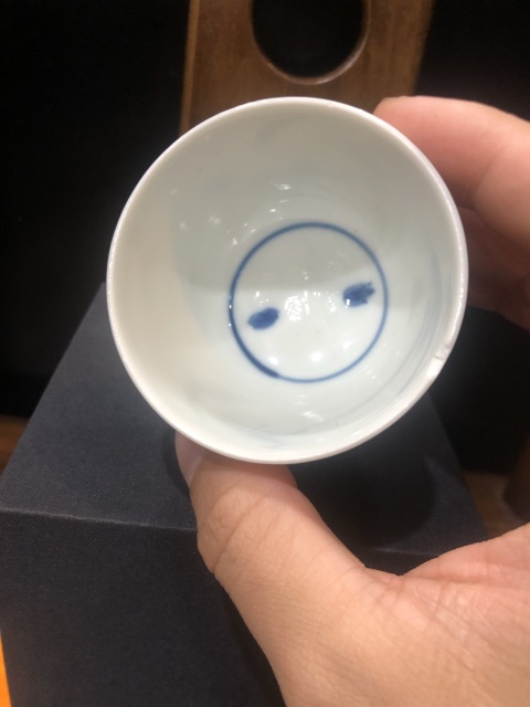 古玩陶瓷(精品主人杯)清-康熙-梅花型-漏彩青花主人杯拍賣,當前價格396元