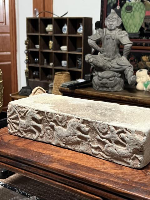古玩陶瓷漢磚馬拉車車馬出行磚拍賣，當前價格55000元