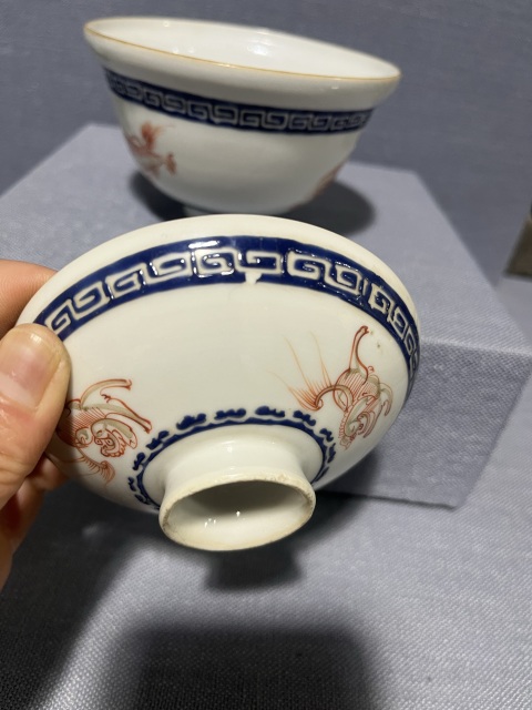 古玩陶瓷礬紅藍彩獅紋蓋碗拍賣，當前價格5500元
