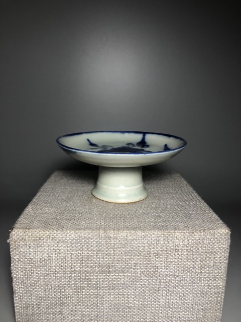 古玩陶瓷(清晚期)青花花卉紋高足盤拍賣,當(dāng)前價(jià)格0元