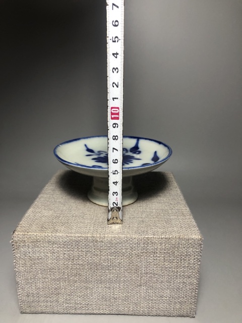 古玩陶瓷(清晚期)青花花卉紋高足盤拍賣,當(dāng)前價(jià)格0元
