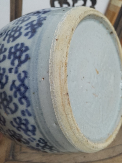 古玩陶瓷花卉紋青花罐拍賣,當前價格508元