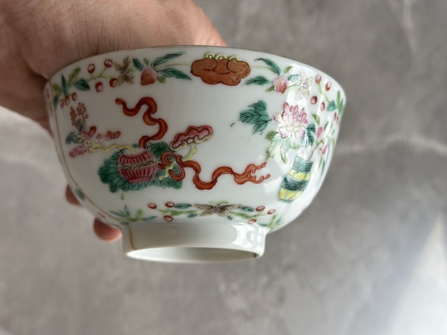 古玩陶瓷佛家八寶粉彩碗拍賣，當前價格4500元