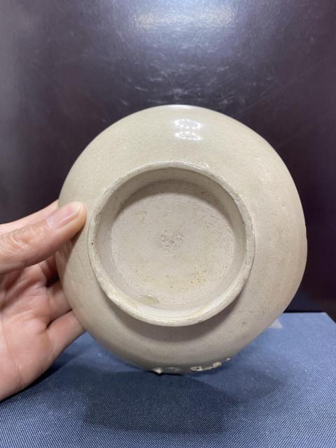古玩陶瓷宋影青釉刻鹿紋杯托拍賣,當(dāng)前價格1380元