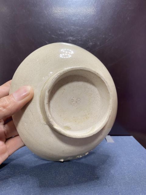 古玩陶瓷宋影青釉刻鹿紋杯托拍賣,當(dāng)前價格1380元
