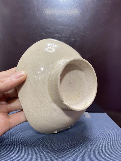 古玩陶瓷宋影青釉刻鹿紋杯托拍賣,當(dāng)前價格1380元