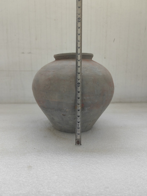 古玩陶瓷朱砂灰陶彩繪罐拍賣，當前價格580元