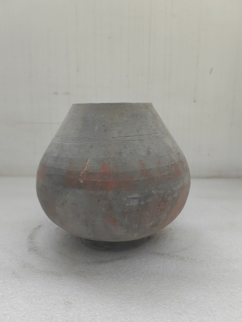 古玩陶瓷朱砂灰陶彩繪罐拍賣，當前價格580元