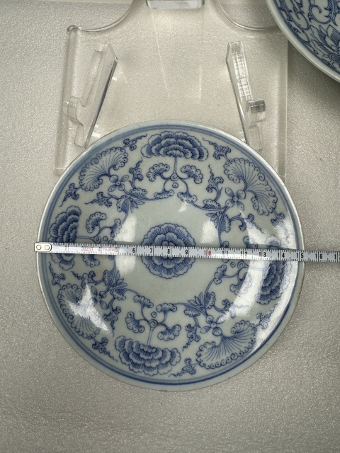 古玩陶瓷青花淡描花卉紋盤拍賣,當(dāng)前價(jià)格2000元