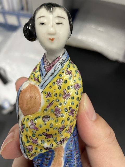 古玩陶瓷民國(guó)·粉彩仕女塑像真品鑒賞圖