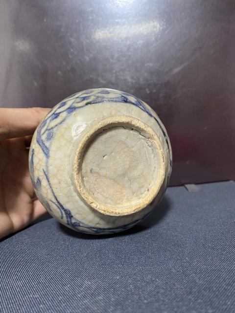 古玩陶瓷明青花開窗花卉紋渣斗拍賣,當前價格2280元