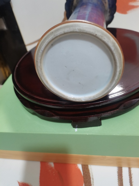 古玩陶瓷康熙，藍釉描金纏枝花卉紋花觚拍賣，當前價格1500元