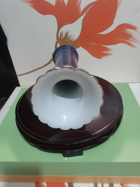 古玩陶瓷康熙，藍釉描金纏枝花卉紋花觚拍賣，當前價格1500元