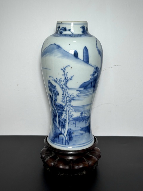 古玩陶瓷清康熙·青花通景山水梅瓶\雞腿瓶(斧劈皴)拍賣,當(dāng)前價(jià)格5500元