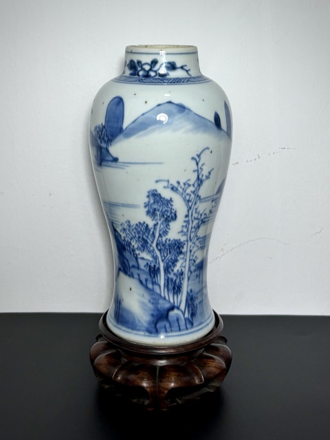 古玩陶瓷清康熙·青花通景山水梅瓶\雞腿瓶(斧劈皴)拍賣,當(dāng)前價(jià)格5500元