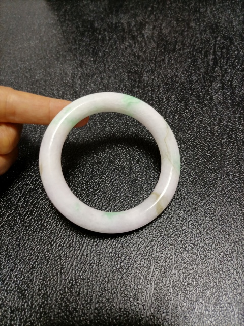 古玩玉器天然翡翠手鐲1400拍賣,當前價格1400元