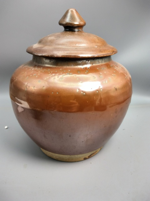 古玩陶瓷明末.紫金釉蓋罐660拍賣，當前價格660元