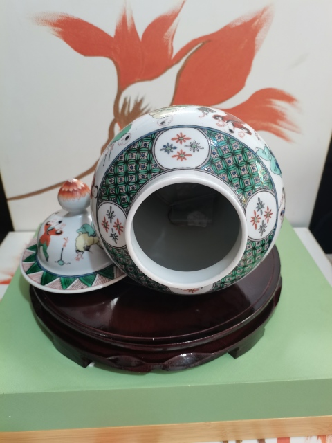 古玩陶瓷晚清五彩人物百子嬰戲圖紋將軍罐拍賣,當前價格15800元