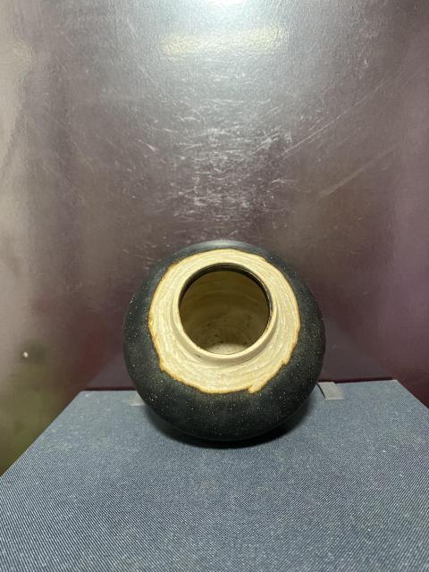 古玩陶瓷宋代黑釉蓋罐拍賣,當(dāng)前價(jià)格9800元