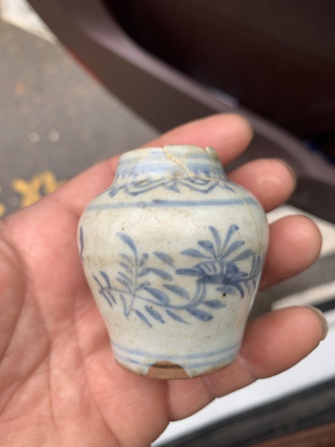 古玩陶瓷花卉紋青花罐拍賣，當前價格900元