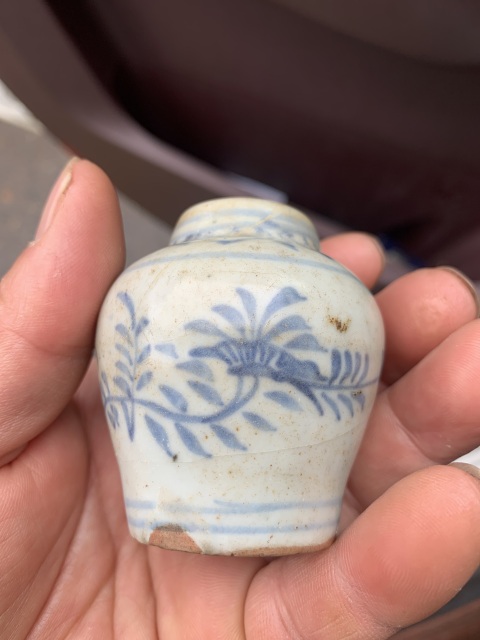 古玩陶瓷花卉紋青花罐拍賣，當前價格900元