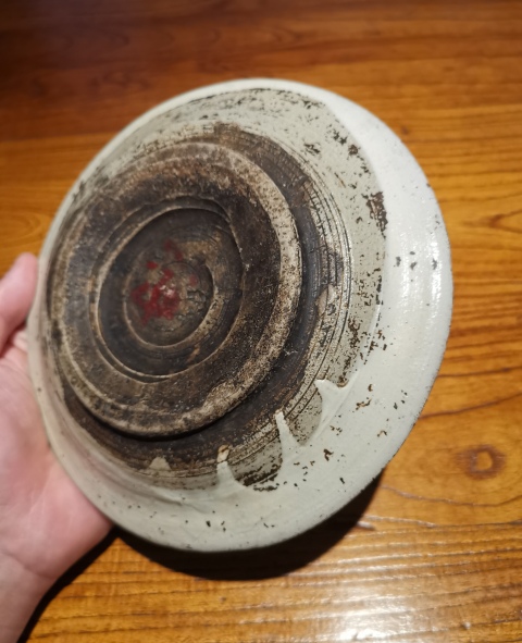 古玩陶瓷明白地黑花折沿盤拍賣,當前價格688元