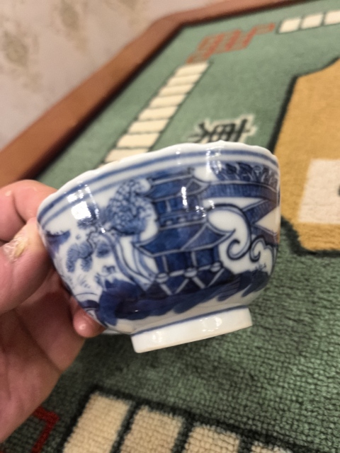 中国古玩　青磁山葡萄文面取花生　31cm13cm 域鉴古玩】清中·青花山水风景纹罐拍卖价格/图片/值多少钱