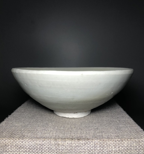 古玩陶瓷卵白釉大碗拍賣,當前價格6300元