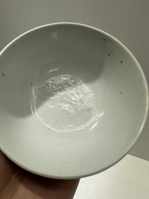 古玩陶瓷民國解放初礬紅獅子碗拍賣，當前價格380元