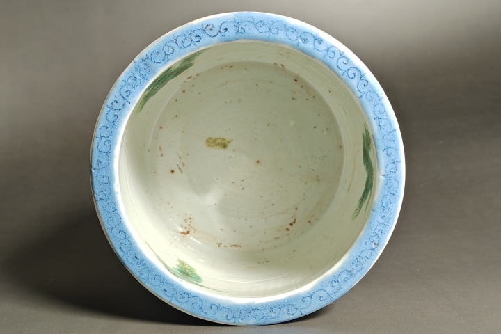 古玩陶瓷清末民初·粉彩雙龍戲珠筒式爐拍賣，當前價格5000元