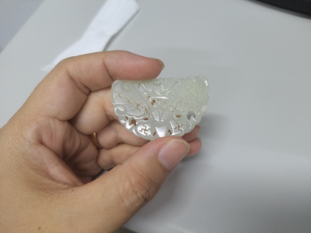 古玩玉器和田玉雕“蝴蝶佩”拍賣，當前價格800元