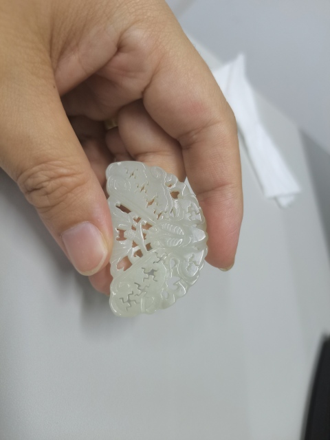 古玩玉器和田玉雕“蝴蝶佩”拍賣，當前價格800元