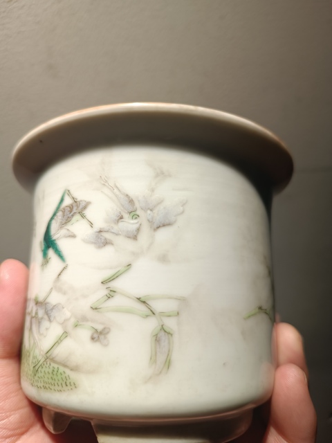 古玩陶瓷清同治細(xì)路粉彩飛黃騰達(dá)菖蒲盆拍賣，當(dāng)前價(jià)格19999元