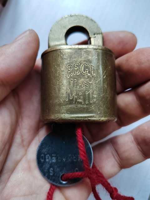 古玩雜項美國鎖拍賣,當前價格199元