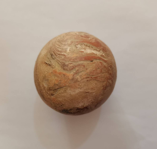 古玩陶瓷攪胎馬球拍賣,當前價格0元