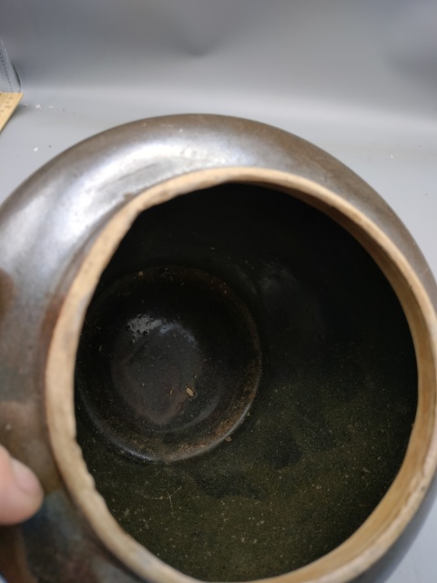 古玩陶瓷明代.褐釉蓋罐380拍賣,當前價格380元