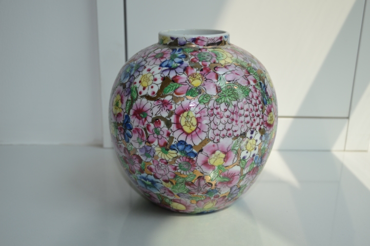 古玩陶瓷【鳳麟齋】百花不落地粉彩罐拍賣，當前價格5999元