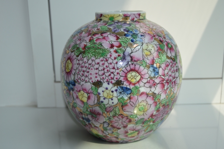 古玩陶瓷【鳳麟齋】百花不落地粉彩罐拍賣，當前價格5999元