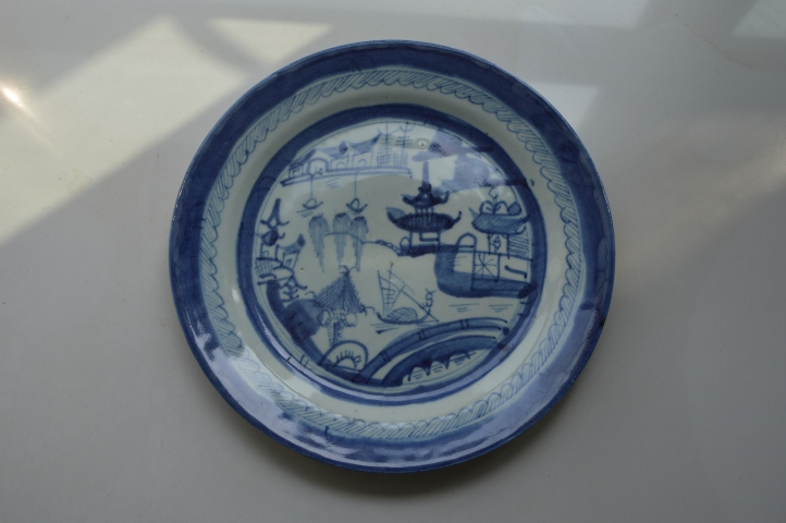 古玩陶瓷【鳳麟齋】清中晚青花山水盤拍賣,當前價格999元