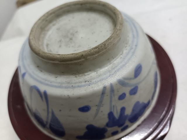 古玩陶瓷青花花卉紋唇口碗拍賣,當(dāng)前價格180元