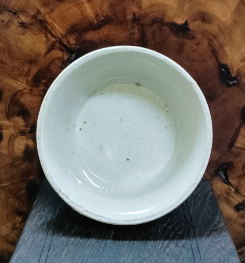 古玩陶瓷明末清初青瓷杯拍賣，當(dāng)前價(jià)格1980元