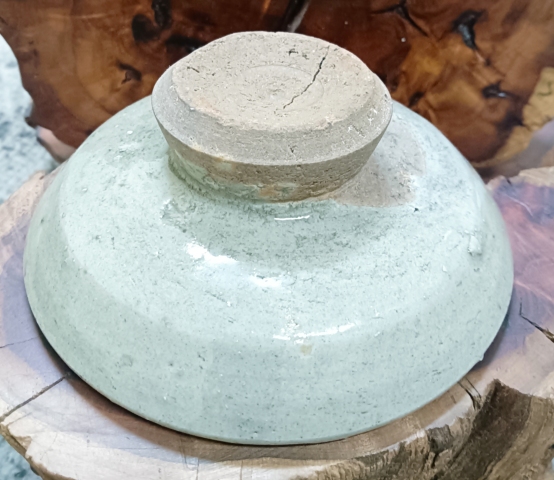 古玩陶瓷明末清初青瓷杯拍賣，當(dāng)前價(jià)格1980元