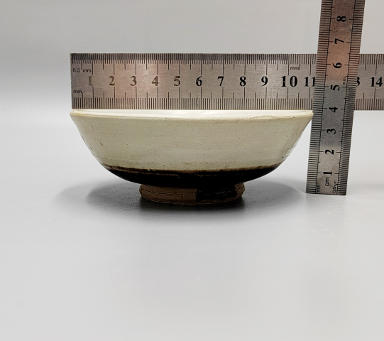 古玩陶瓷元代雙色釉茶碗拍賣，當前價格2200元