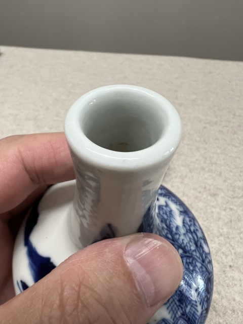 古玩陶瓷晚清/青花山水人物荸薺瓶拍賣,當前價格4000元