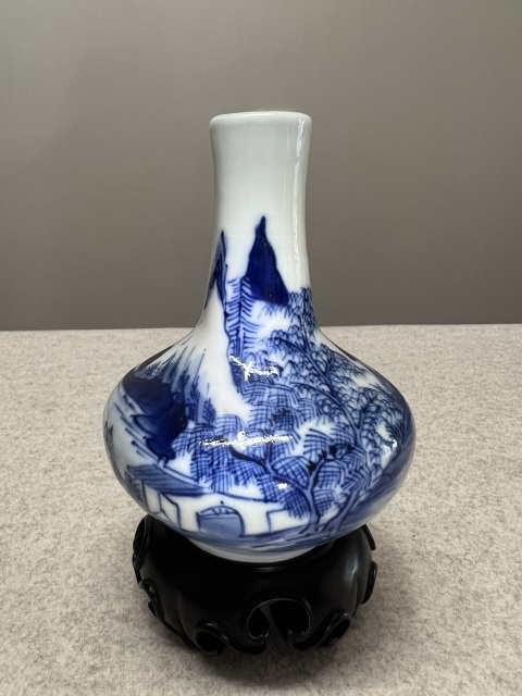 古玩陶瓷晚清/青花山水人物荸薺瓶拍賣,當前價格4000元