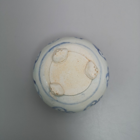 古玩陶瓷明代花卉紋青花爐拍賣，當前價格3980元