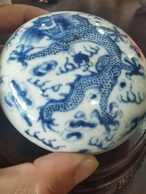 古玩陶瓷青花趕珠龍紋印盒拍賣，當(dāng)前價(jià)格5500元